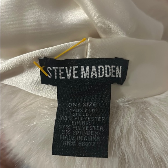 Steve Madden Cream Faux Fur Hat Plush Wide Band - Picture 6 of 7
